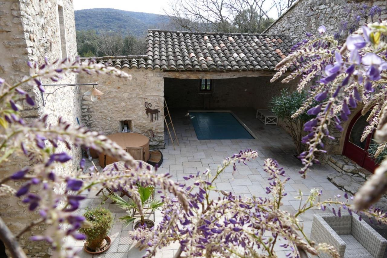 Mas De Coulet Bed and Breakfast Brissac Esterno foto
