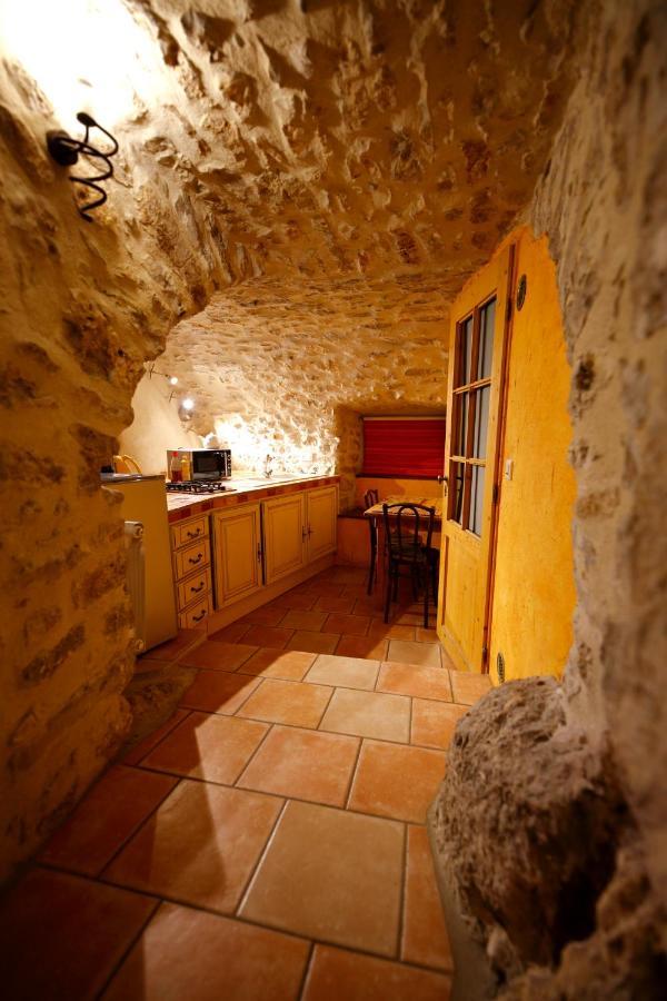 Mas De Coulet Bed and Breakfast Brissac Esterno foto